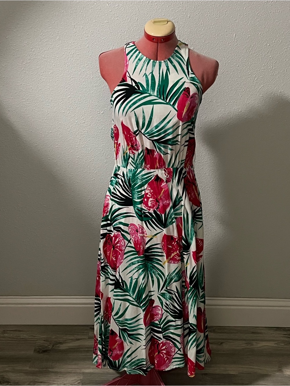 All that Jazz Pink & Green Tropical Print Sleeveless Midi Vintage Dress